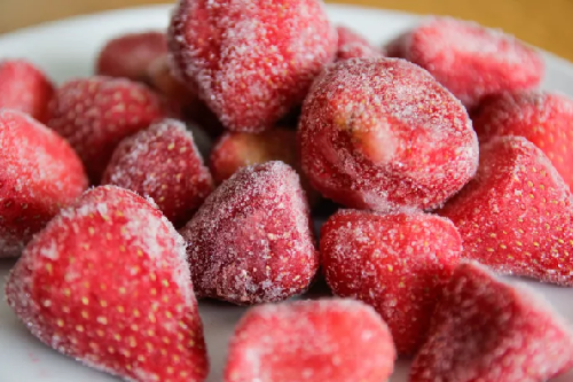 Picture of 1KG FROZEN STRAWBERRY